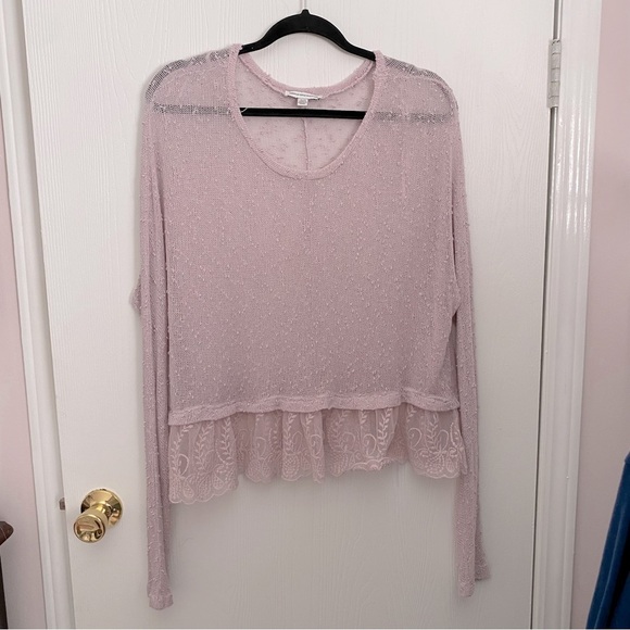 American Eagle Outfitters Tops - American Eagle Outfitters Dusty Rose Lace Trim Top Size XL